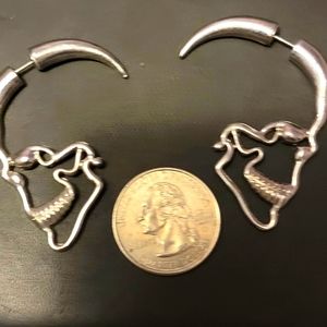 Skull earrings